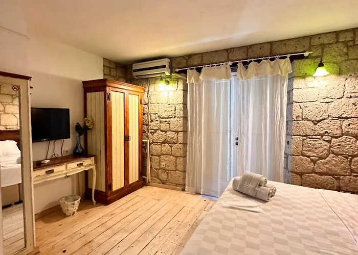 Asma Alacati Hotel *